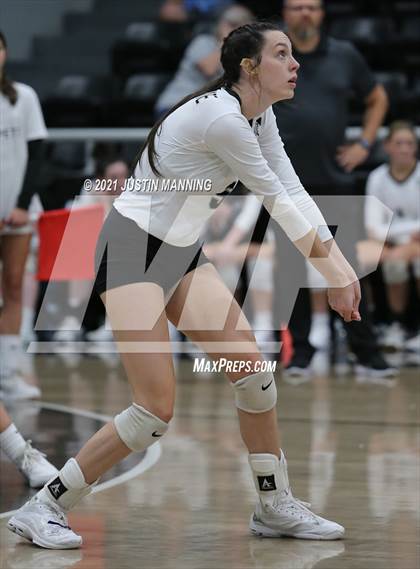Thumbnail 2 in Sheridan @ Bauxite photogallery.