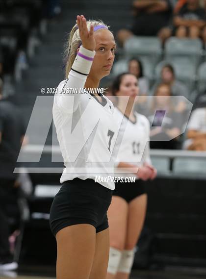 Thumbnail 1 in Sheridan @ Bauxite photogallery.