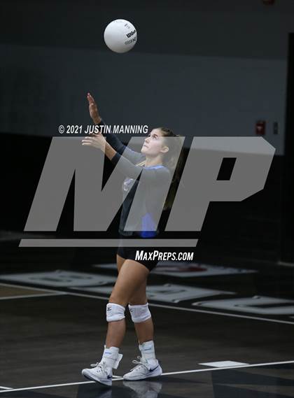 Thumbnail 1 in Sheridan @ Bauxite photogallery.