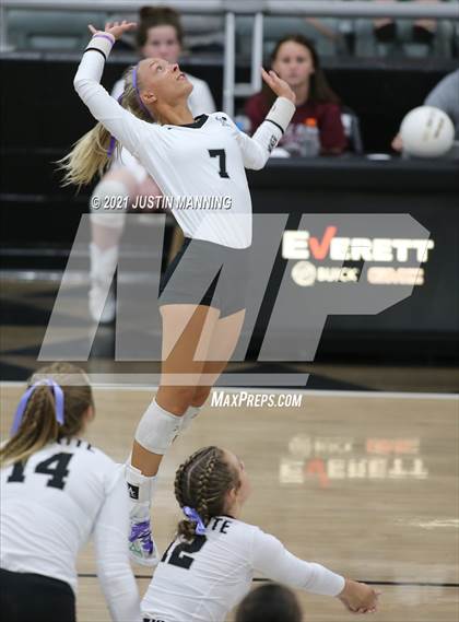 Thumbnail 2 in Sheridan @ Bauxite photogallery.