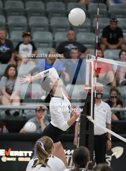 Thumbnail 3 in Sheridan @ Bauxite photogallery.