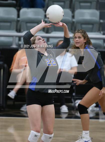 Thumbnail 1 in Sheridan @ Bauxite photogallery.