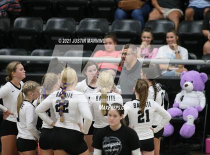 Thumbnail 1 in Sheridan @ Bauxite photogallery.