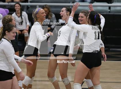 Thumbnail 3 in Sheridan @ Bauxite photogallery.