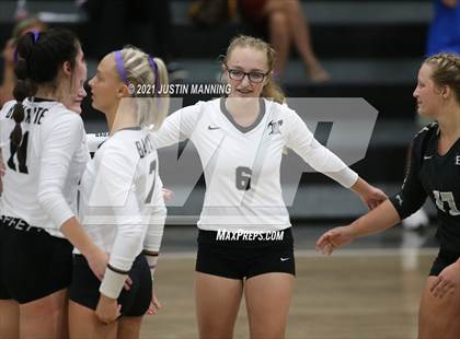 Thumbnail 1 in Sheridan @ Bauxite photogallery.