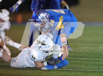 Thumbnail 3 in Comanche vs Brock (UIL 3A Quarterfinal Playoff) photogallery.