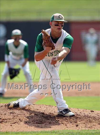 Thumbnail 2 in Blue Ridge vs. Overton (UIL 1A State Semifinal) photogallery.