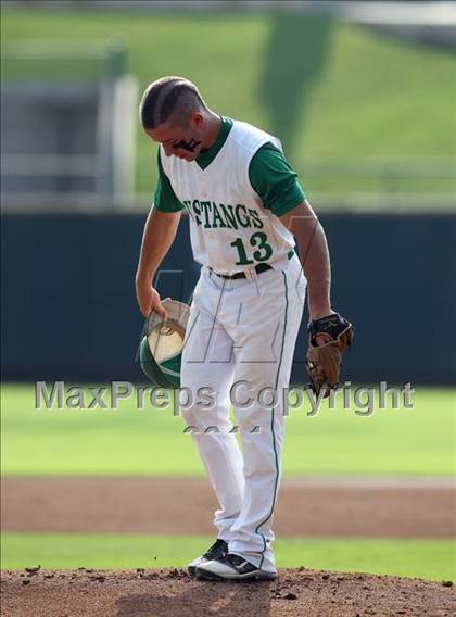Thumbnail 1 in Blue Ridge vs. Overton (UIL 1A State Semifinal) photogallery.