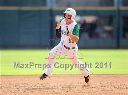 Thumbnail 2 in Blue Ridge vs. Overton (UIL 1A State Semifinal) photogallery.
