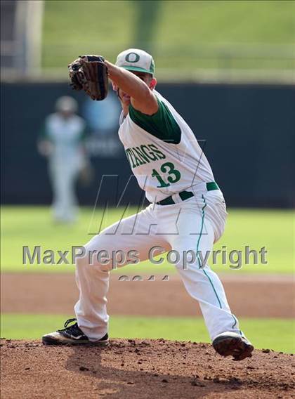 Thumbnail 2 in Blue Ridge vs. Overton (UIL 1A State Semifinal) photogallery.