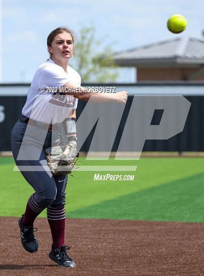 Thumbnail 1 in The Colony vs. Heritage (UIL 5A Bi-district) photogallery.