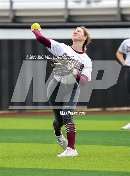Thumbnail 1 in The Colony vs. Heritage (UIL 5A Bi-district) photogallery.
