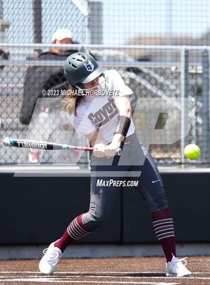 Thumbnail 1 in The Colony vs. Heritage (UIL 5A Bi-district) photogallery.