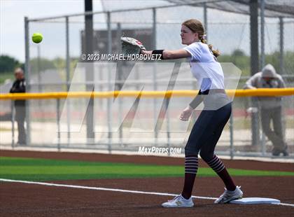 Thumbnail 3 in The Colony vs. Heritage (UIL 5A Bi-district) photogallery.