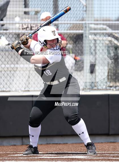 Thumbnail 3 in The Colony vs. Heritage (UIL 5A Bi-district) photogallery.