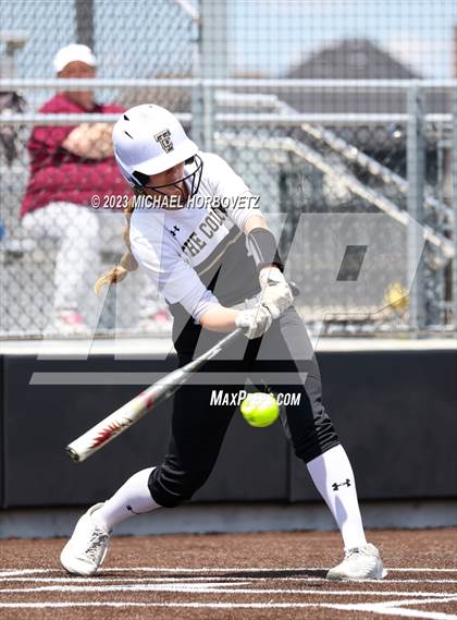 Thumbnail 2 in The Colony vs. Heritage (UIL 5A Bi-district) photogallery.