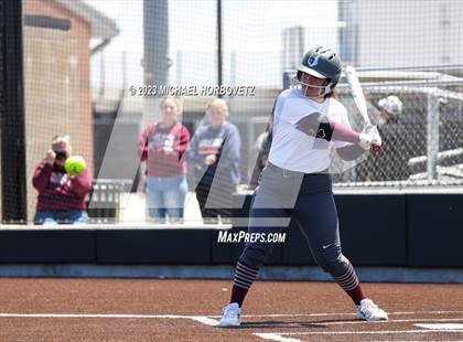Thumbnail 1 in The Colony vs. Heritage (UIL 5A Bi-district) photogallery.