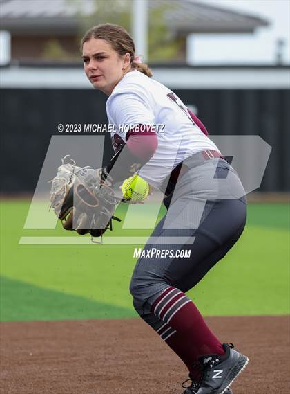 Thumbnail 3 in The Colony vs. Heritage (UIL 5A Bi-district) photogallery.