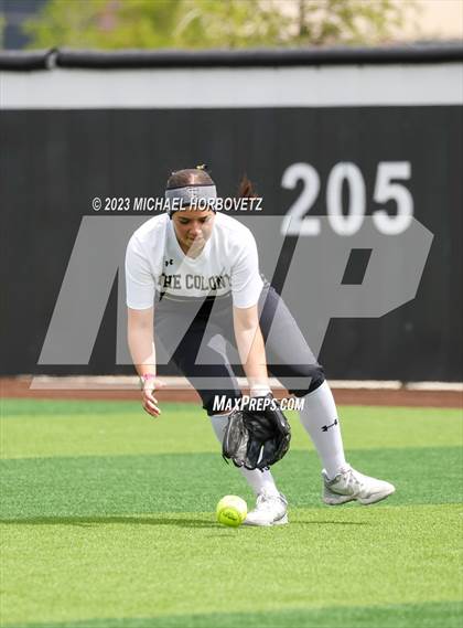 Thumbnail 2 in The Colony vs. Heritage (UIL 5A Bi-district) photogallery.