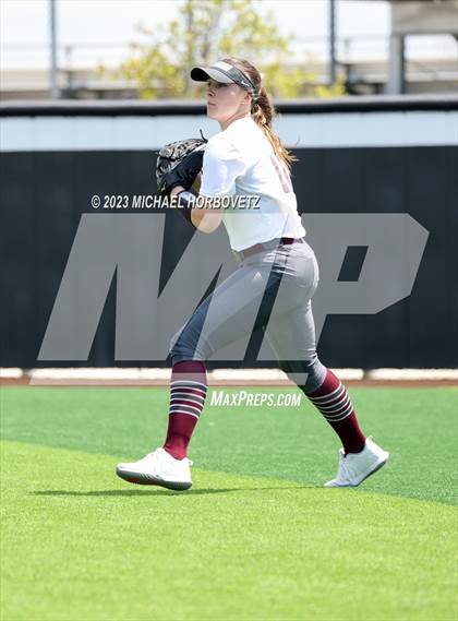 Thumbnail 1 in The Colony vs. Heritage (UIL 5A Bi-district) photogallery.
