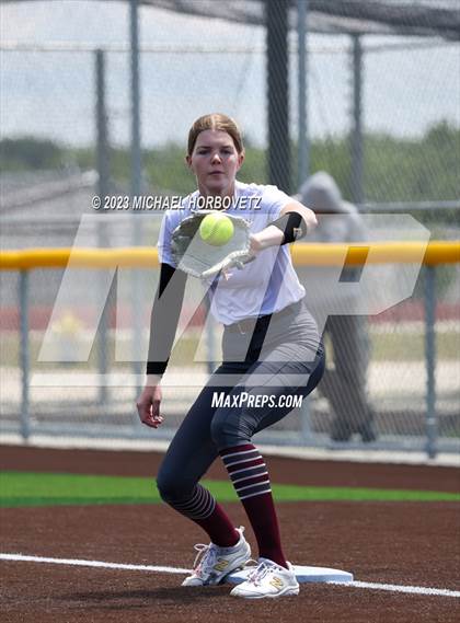 Thumbnail 1 in The Colony vs. Heritage (UIL 5A Bi-district) photogallery.