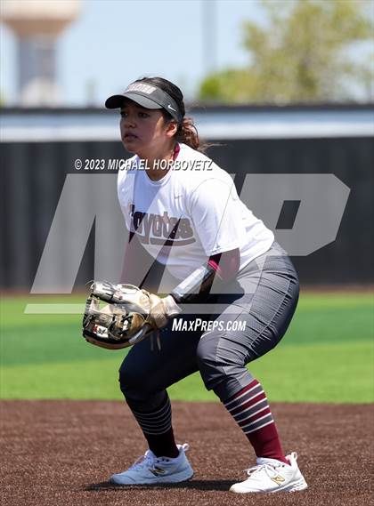 Thumbnail 2 in The Colony vs. Heritage (UIL 5A Bi-district) photogallery.
