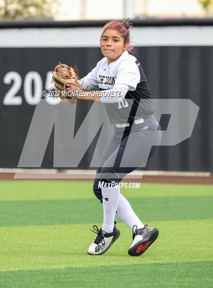 Thumbnail 1 in The Colony vs. Heritage (UIL 5A Bi-district) photogallery.