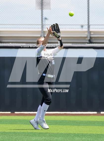 Thumbnail 2 in The Colony vs. Heritage (UIL 5A Bi-district) photogallery.