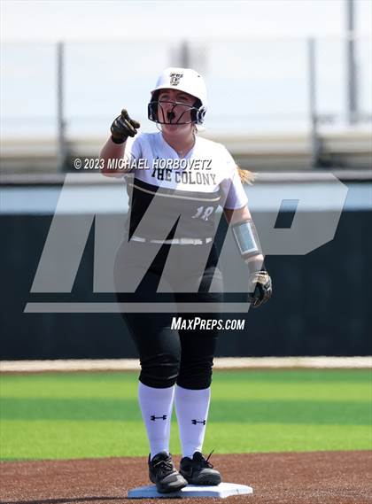 Thumbnail 2 in The Colony vs. Heritage (UIL 5A Bi-district) photogallery.