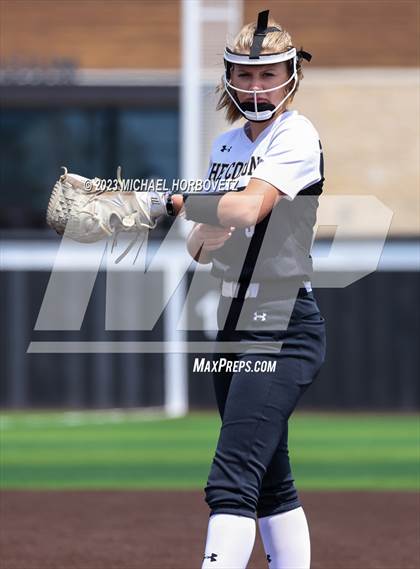 Thumbnail 2 in The Colony vs. Heritage (UIL 5A Bi-district) photogallery.