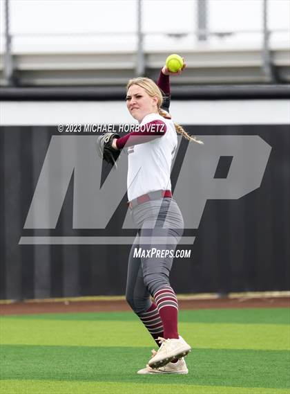 Thumbnail 1 in The Colony vs. Heritage (UIL 5A Bi-district) photogallery.