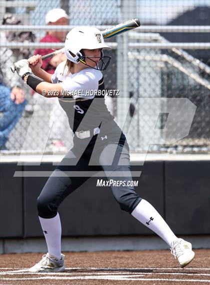 Thumbnail 3 in The Colony vs. Heritage (UIL 5A Bi-district) photogallery.