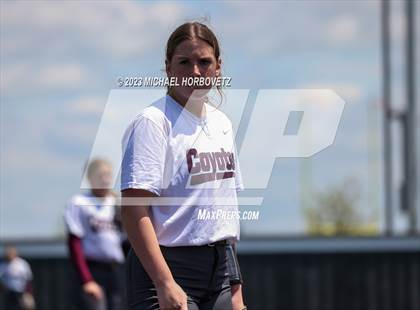 Thumbnail 1 in The Colony vs. Heritage (UIL 5A Bi-district) photogallery.