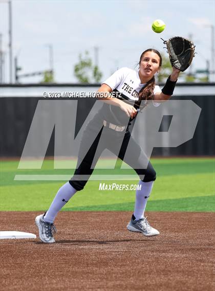 Thumbnail 1 in The Colony vs. Heritage (UIL 5A Bi-district) photogallery.