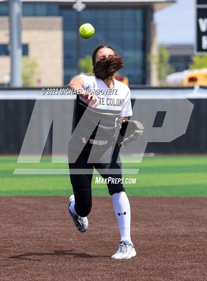 Thumbnail 3 in The Colony vs. Heritage (UIL 5A Bi-district) photogallery.