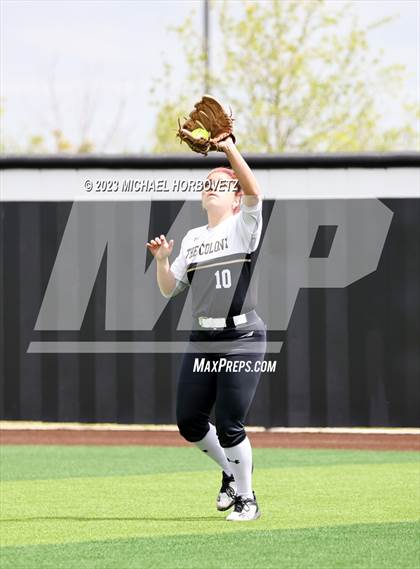 Thumbnail 2 in The Colony vs. Heritage (UIL 5A Bi-district) photogallery.
