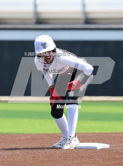 Thumbnail 2 in The Colony vs. Heritage (UIL 5A Bi-district) photogallery.