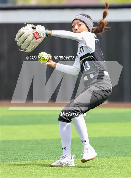 Thumbnail 3 in The Colony vs. Heritage (UIL 5A Bi-district) photogallery.