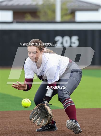 Thumbnail 2 in The Colony vs. Heritage (UIL 5A Bi-district) photogallery.