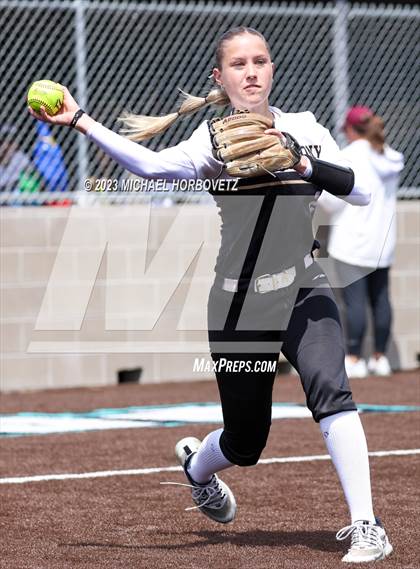 Thumbnail 1 in The Colony vs. Heritage (UIL 5A Bi-district) photogallery.