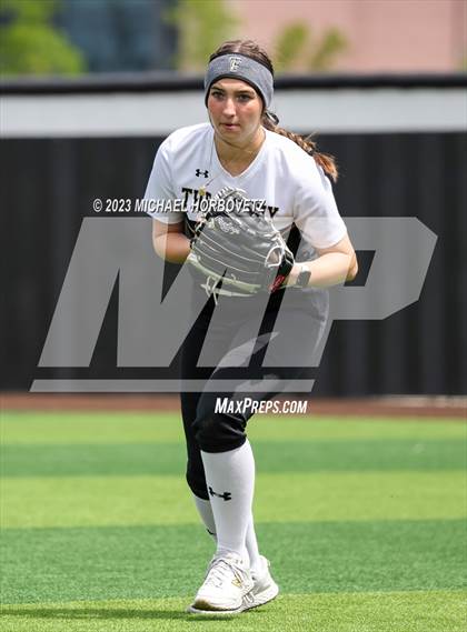 Thumbnail 2 in The Colony vs. Heritage (UIL 5A Bi-district) photogallery.