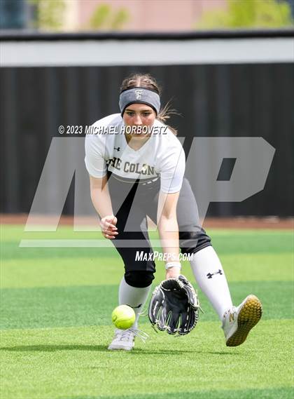 Thumbnail 1 in The Colony vs. Heritage (UIL 5A Bi-district) photogallery.