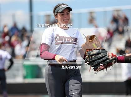 Thumbnail 2 in The Colony vs. Heritage (UIL 5A Bi-district) photogallery.
