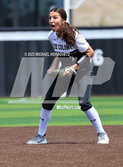 Thumbnail 2 in The Colony vs. Heritage (UIL 5A Bi-district) photogallery.