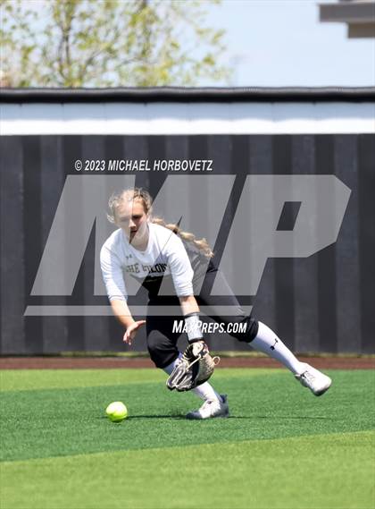Thumbnail 3 in The Colony vs. Heritage (UIL 5A Bi-district) photogallery.
