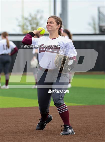 Thumbnail 2 in The Colony vs. Heritage (UIL 5A Bi-district) photogallery.