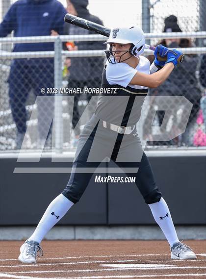 Thumbnail 2 in The Colony vs. Heritage (UIL 5A Bi-district) photogallery.