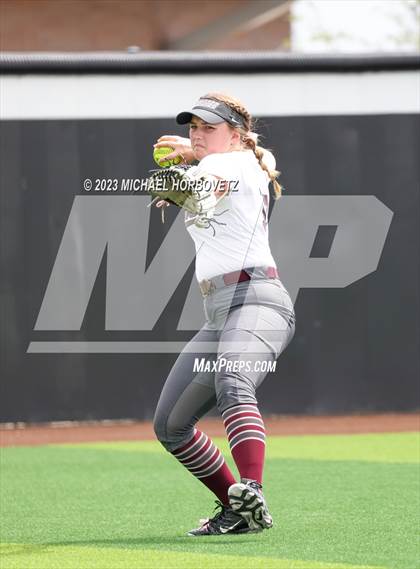 Thumbnail 3 in The Colony vs. Heritage (UIL 5A Bi-district) photogallery.