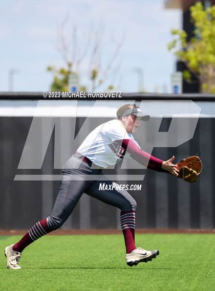 Thumbnail 3 in The Colony vs. Heritage (UIL 5A Bi-district) photogallery.