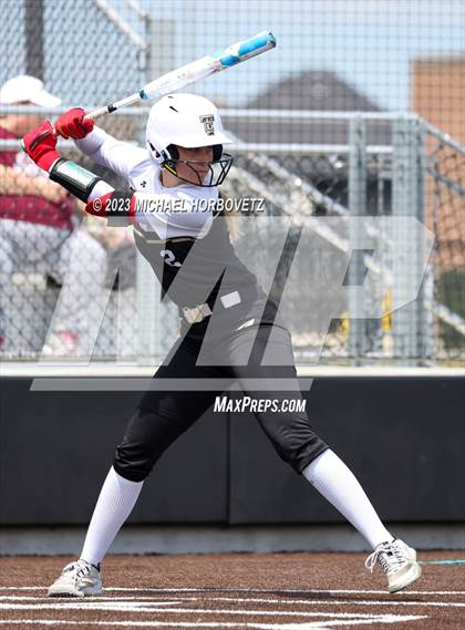 Thumbnail 2 in The Colony vs. Heritage (UIL 5A Bi-district) photogallery.